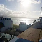 Lägenhet & Rooftop Lounge