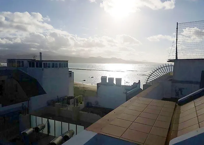 Lägenhet & Rooftop Lounge
